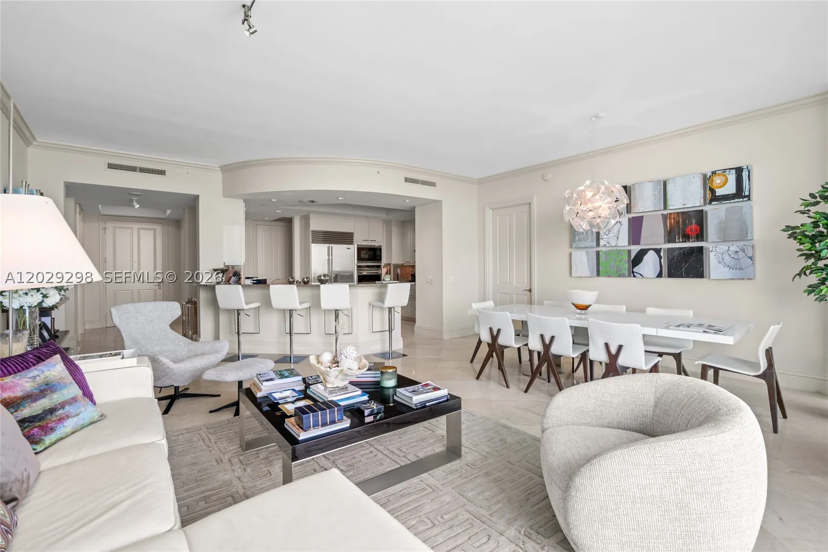 10295 Collins Ave #1606
