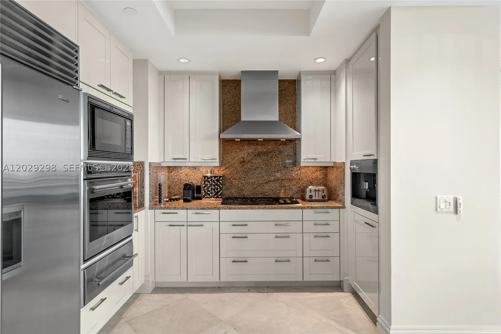 10295 Collins Ave #1606