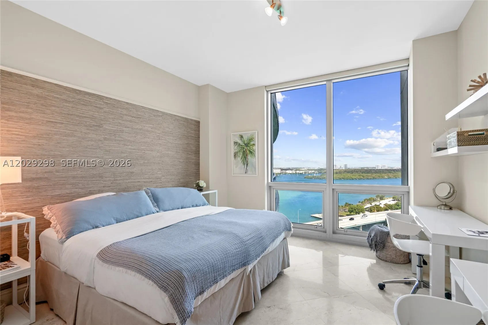 10295 Collins Ave #1606