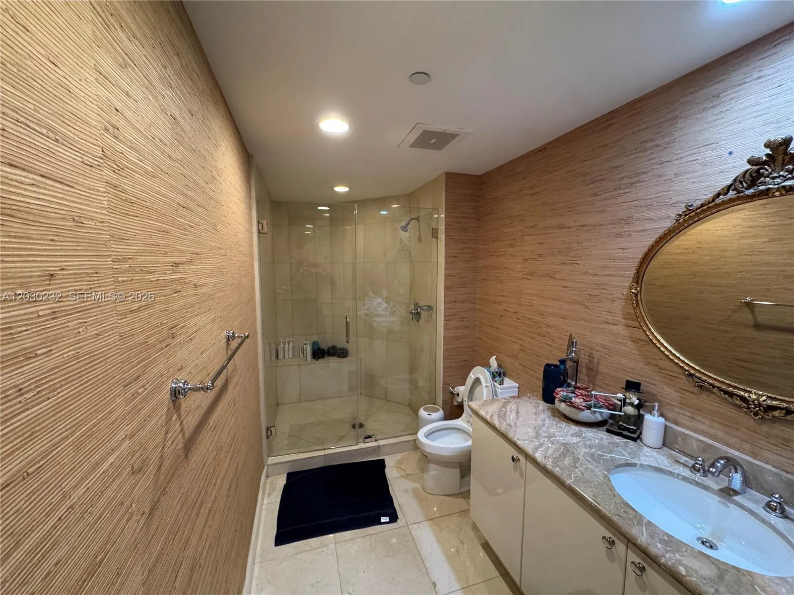 10225 Collins Ave #503