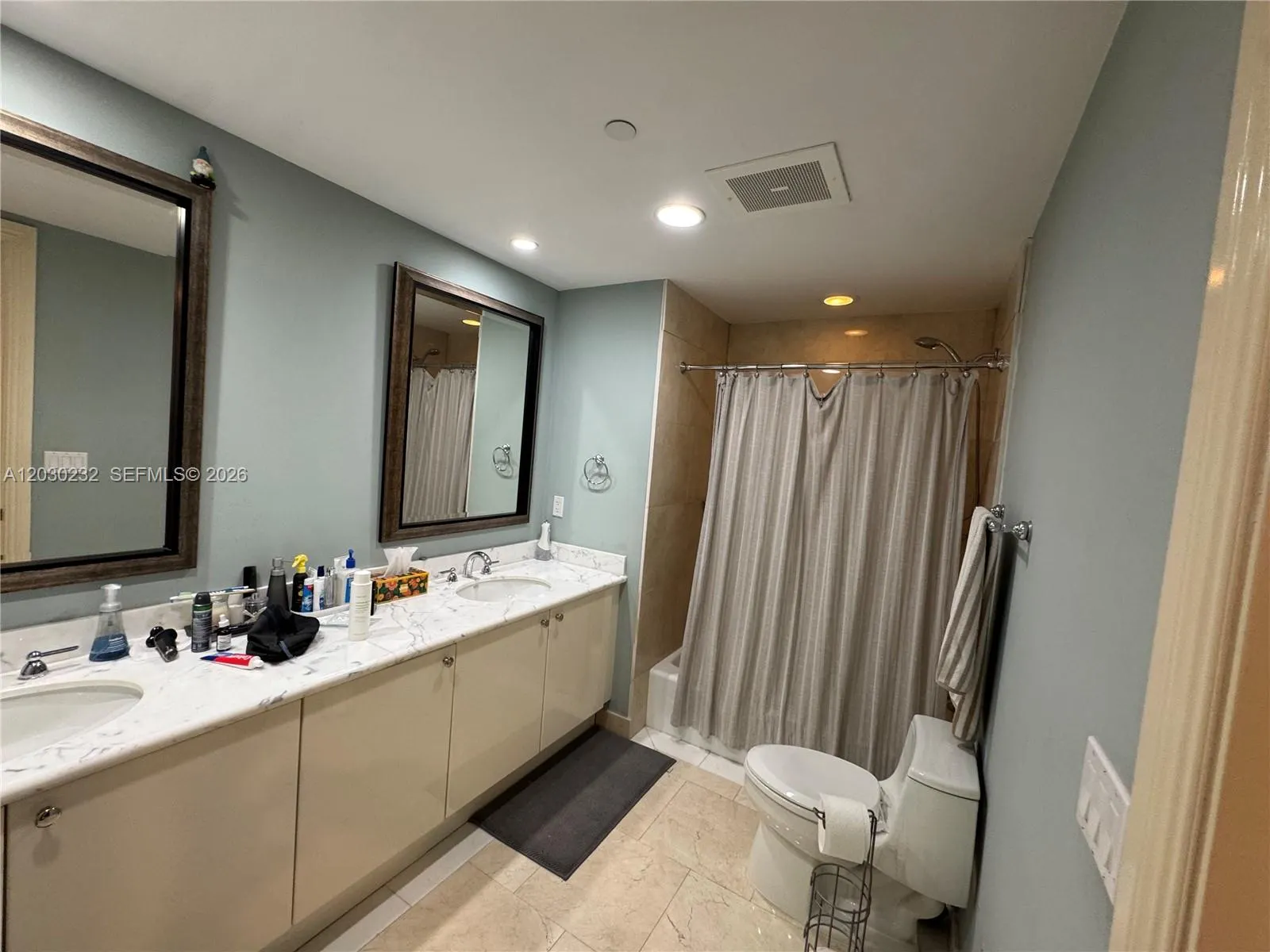 10225 Collins Ave #503