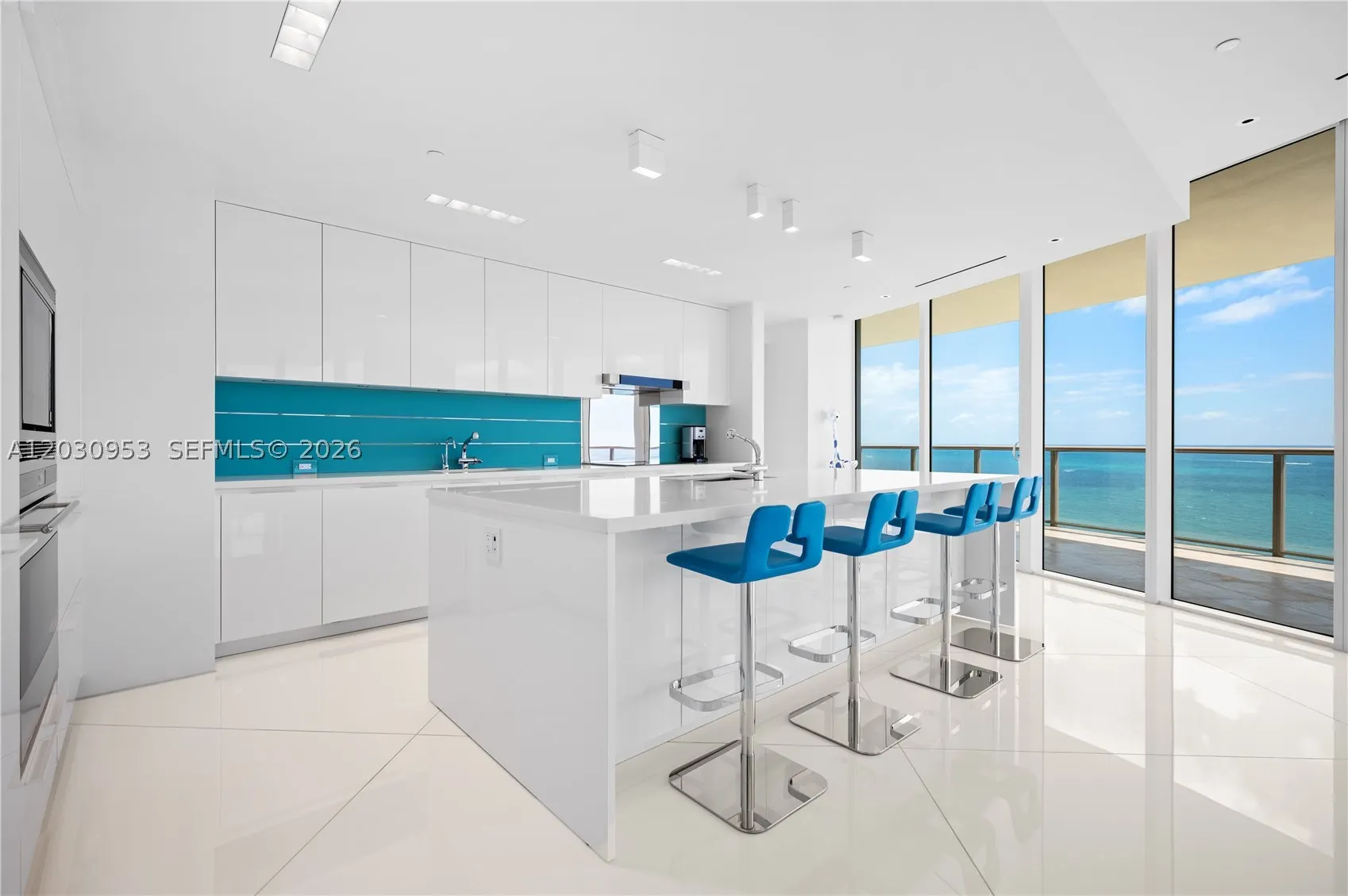 9703 Collins Ave #2000