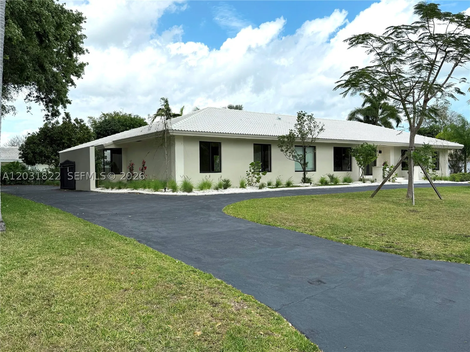 8845 SW 176th Ter