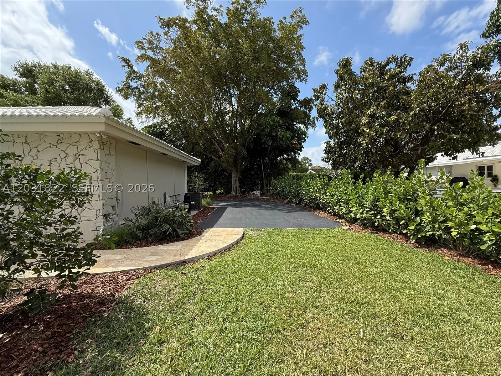 8845 SW 176th Ter