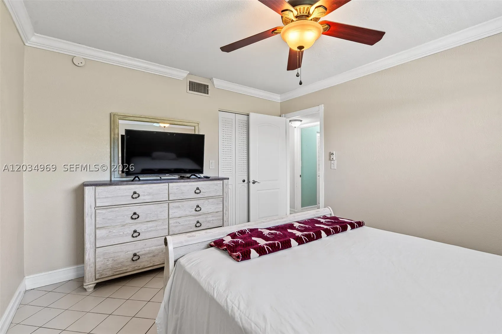 325 SE 11th Ter #308