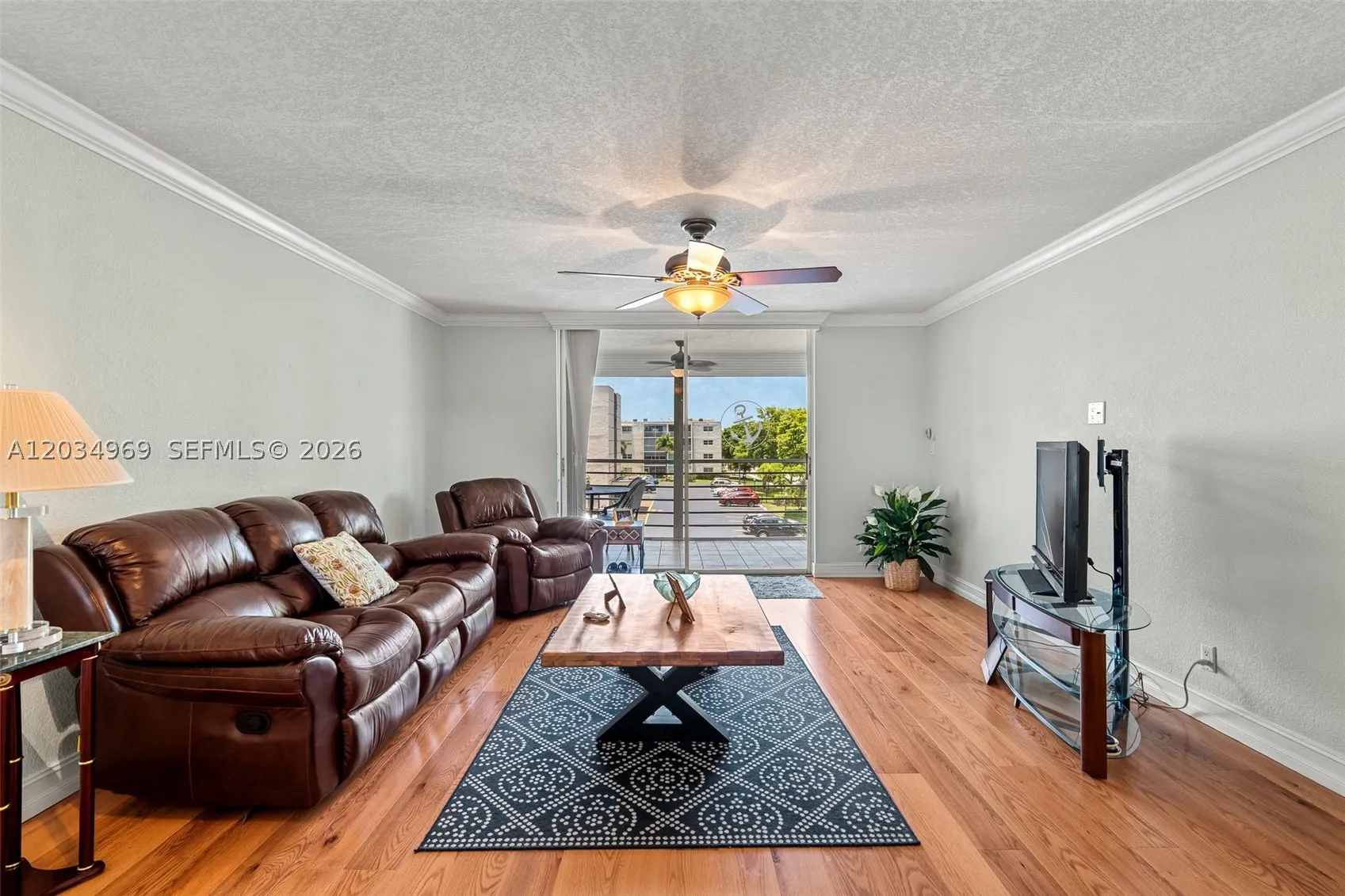 325 SE 11th Ter #308