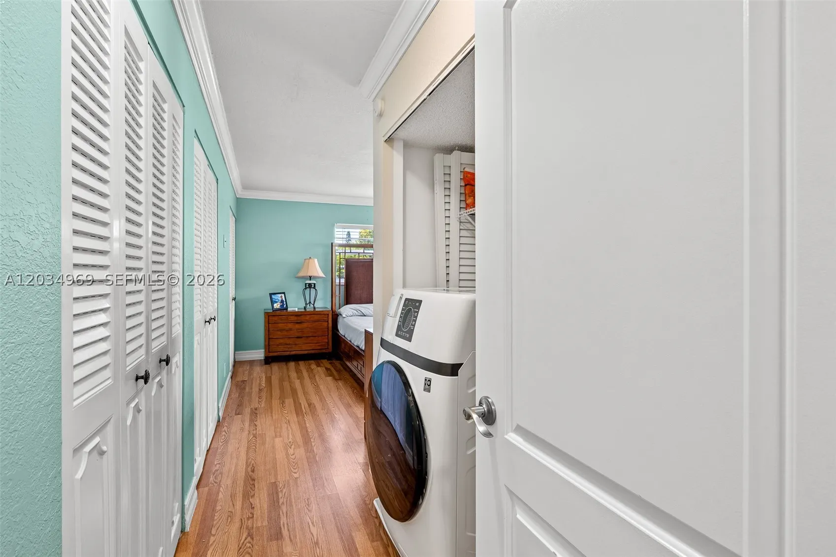 325 SE 11th Ter #308
