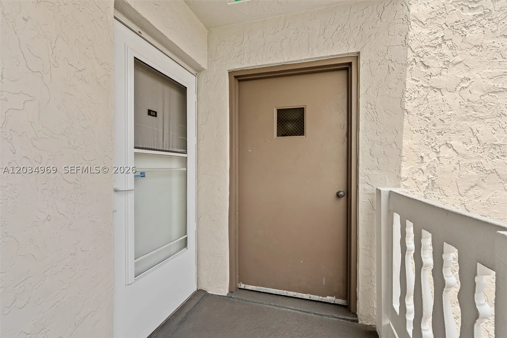 325 SE 11th Ter #308