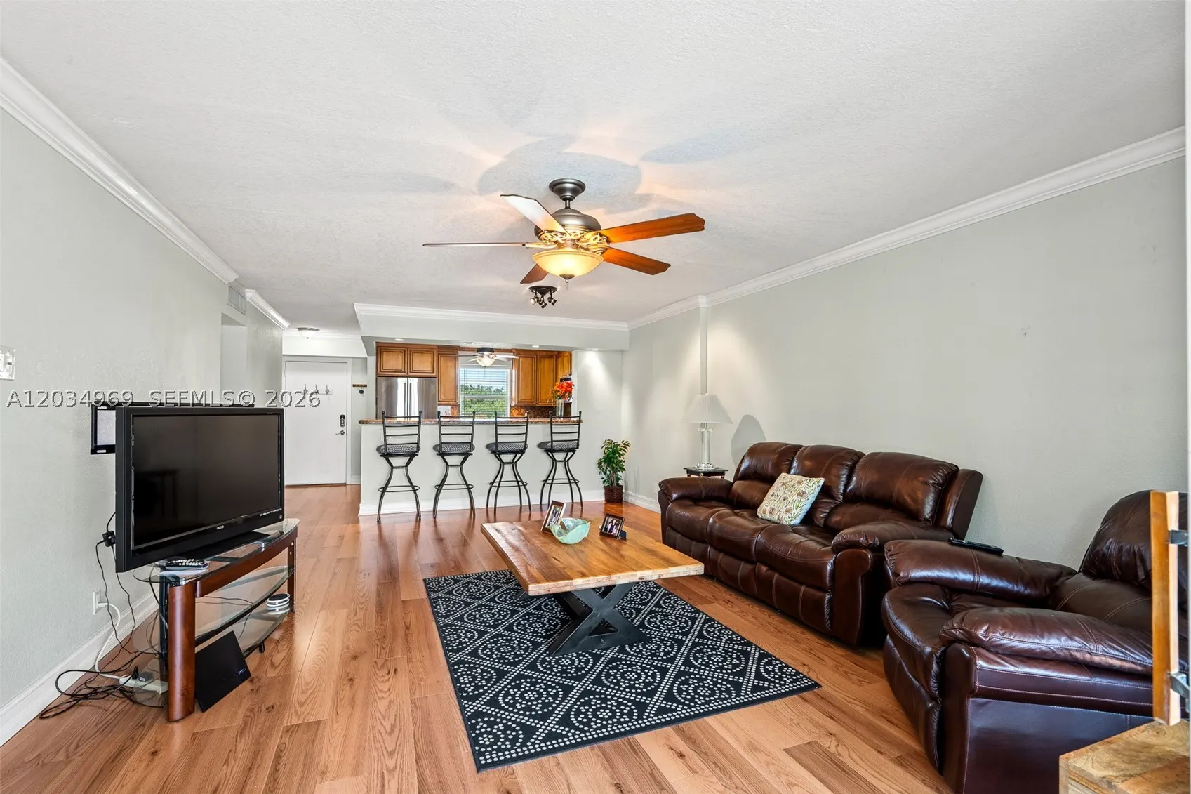 325 SE 11th Ter #308