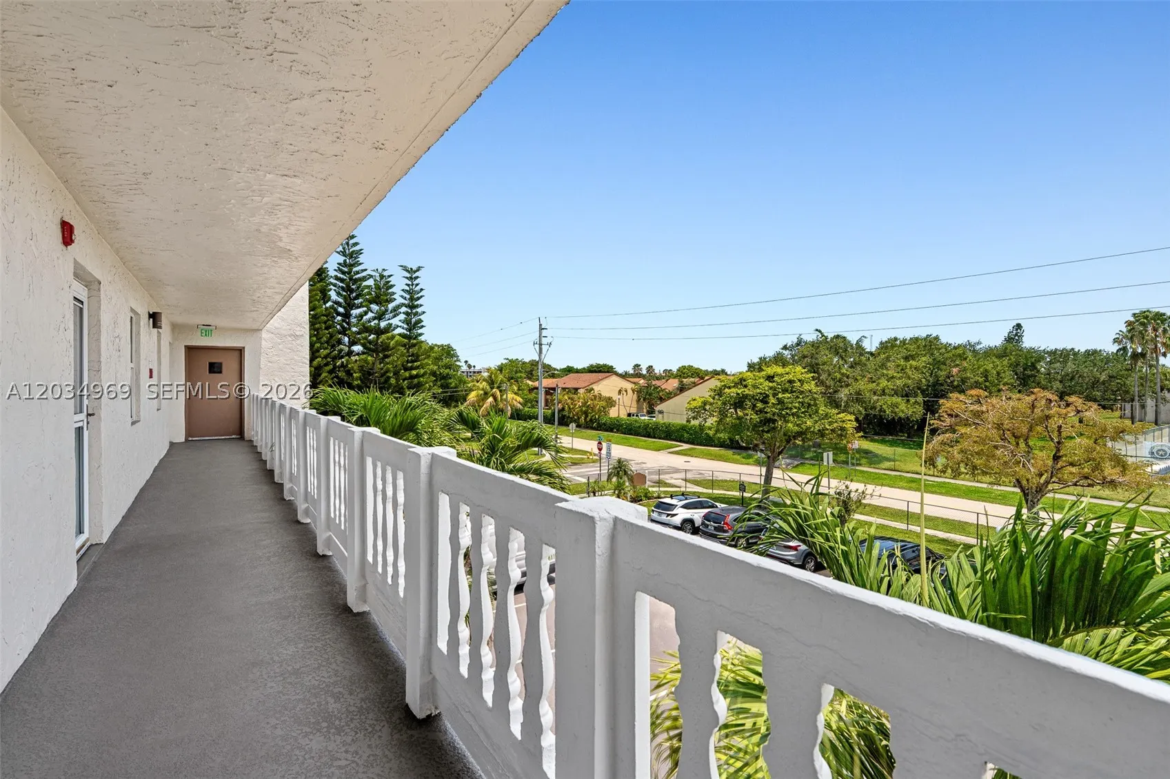 325 SE 11th Ter #308