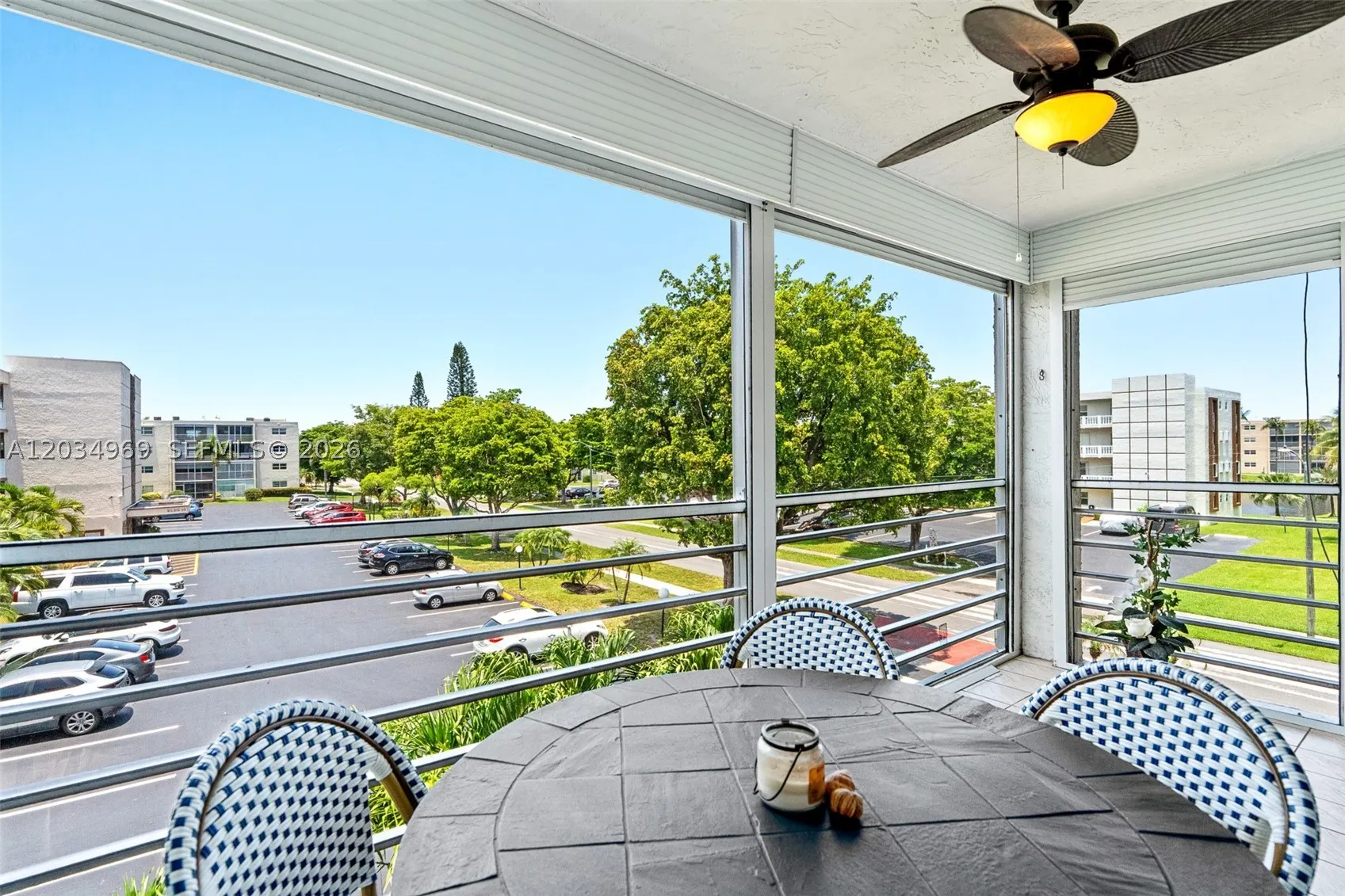325 SE 11th Ter #308