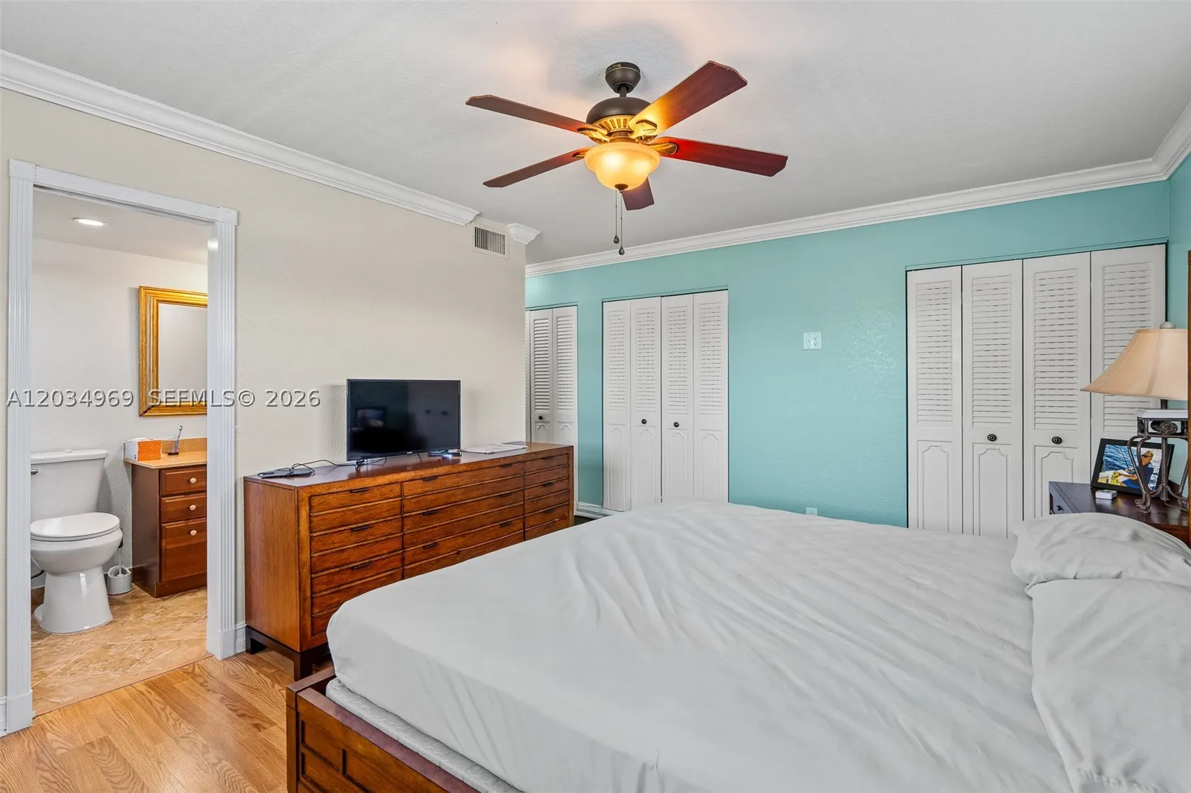 325 SE 11th Ter #308