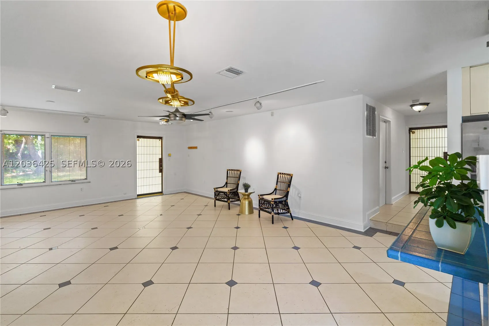 15200 SW 88th Ave
