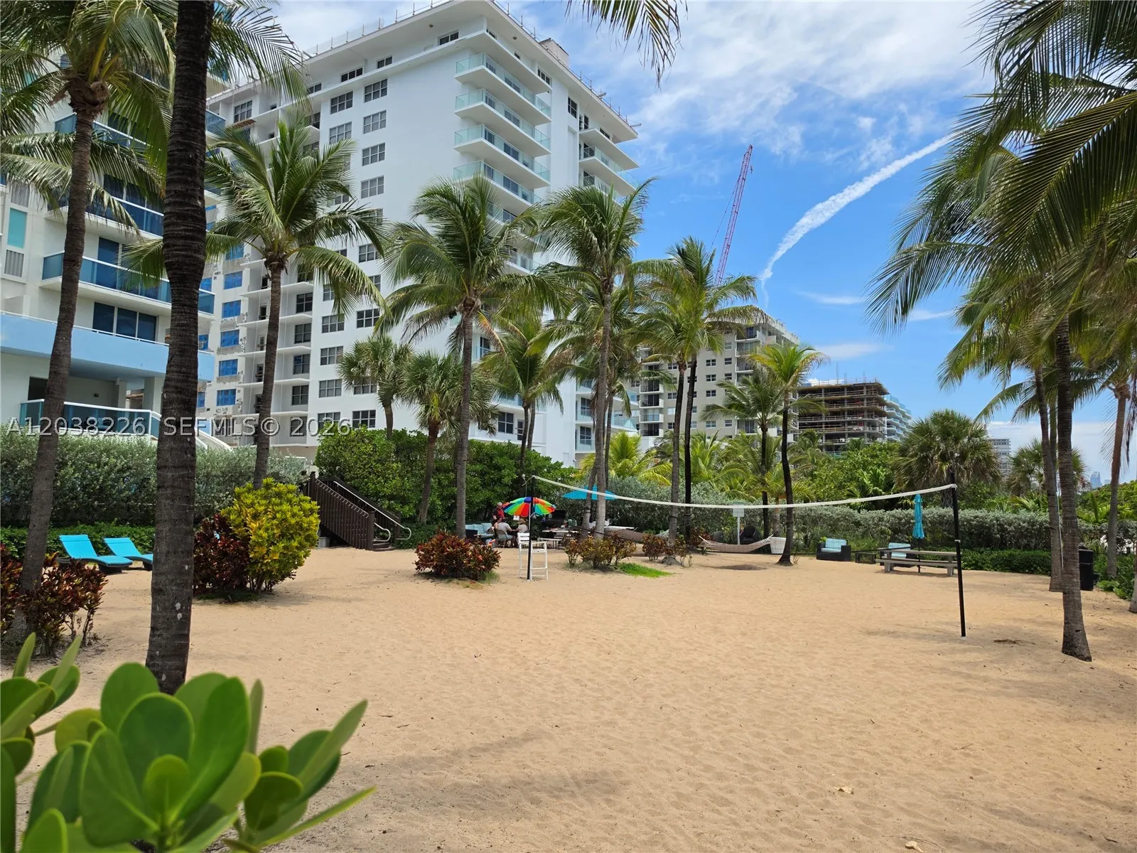 9201 Collins Ave (Remodel & Furniture) #422