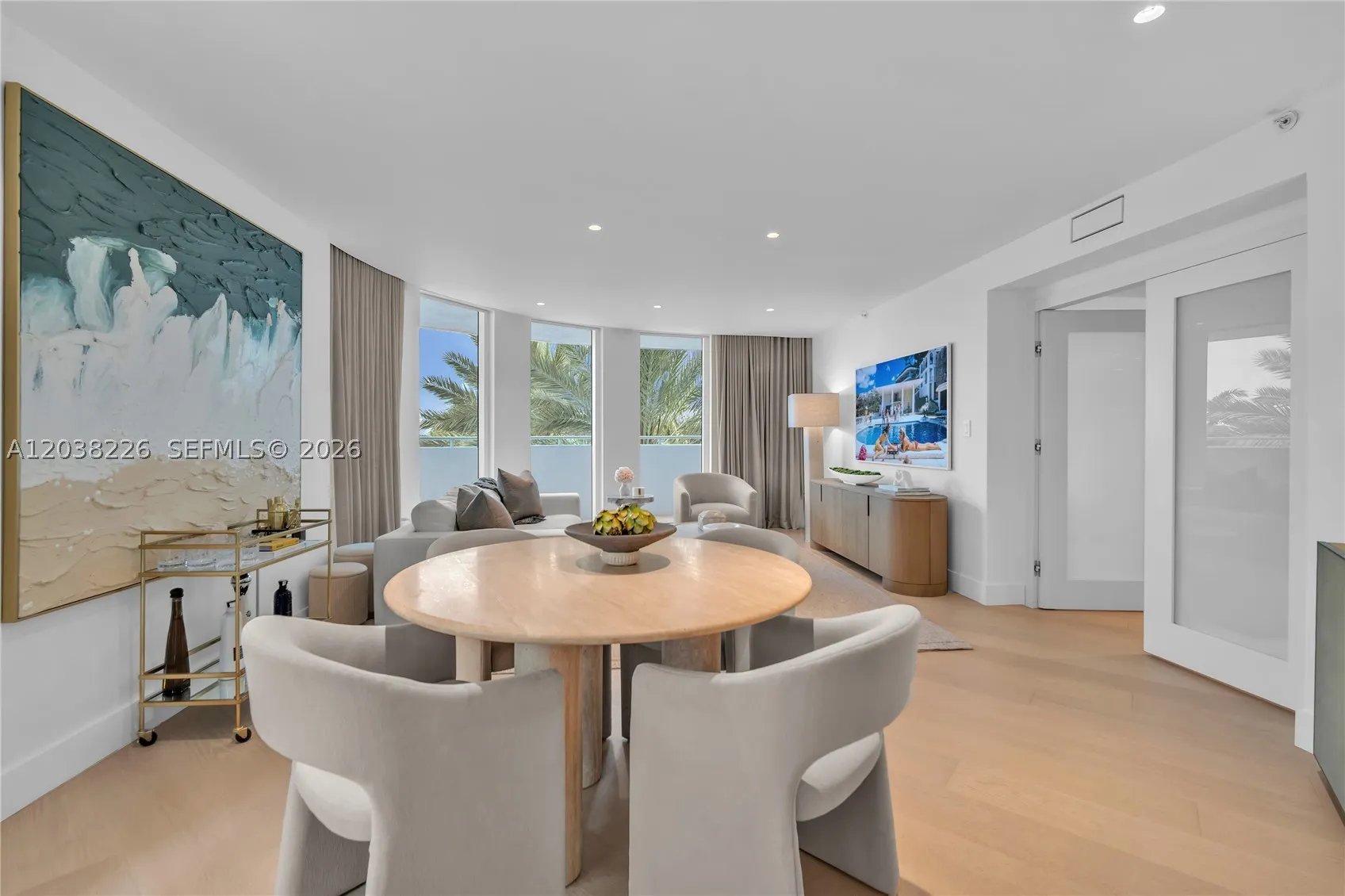 9201 Collins Ave (Remodel & Furniture) #422