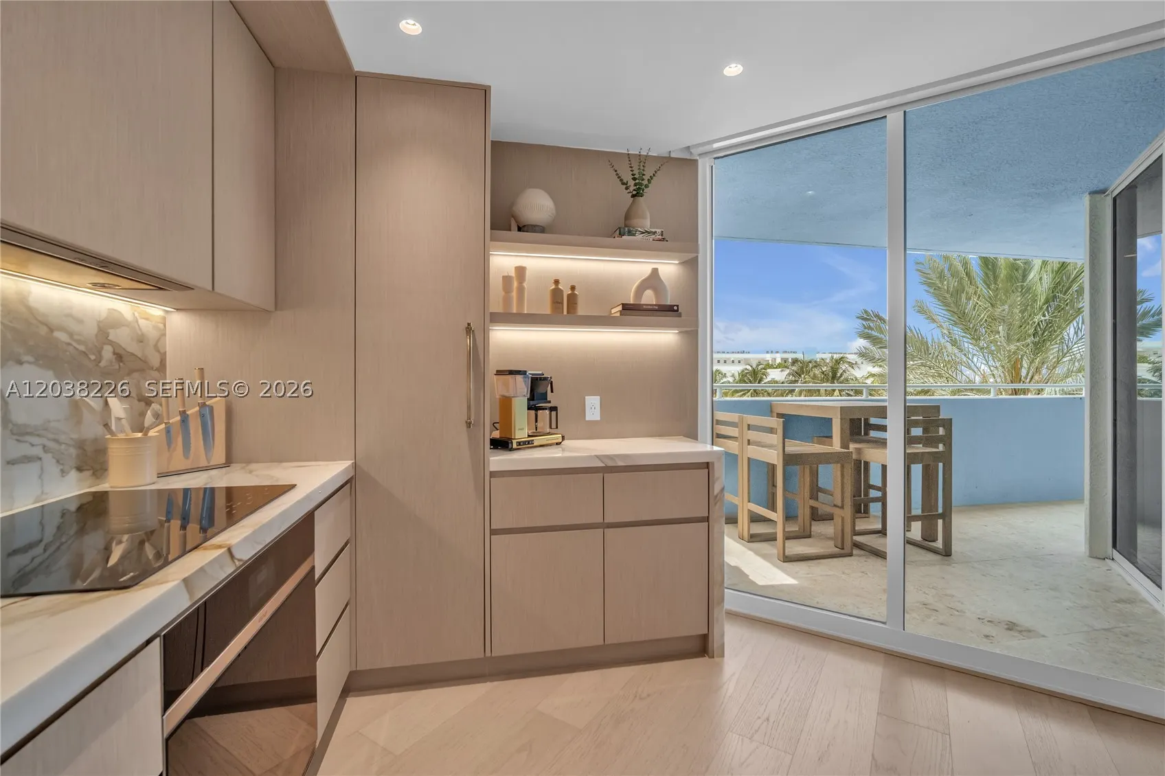 9201 Collins Ave (Remodel & Furniture) #422