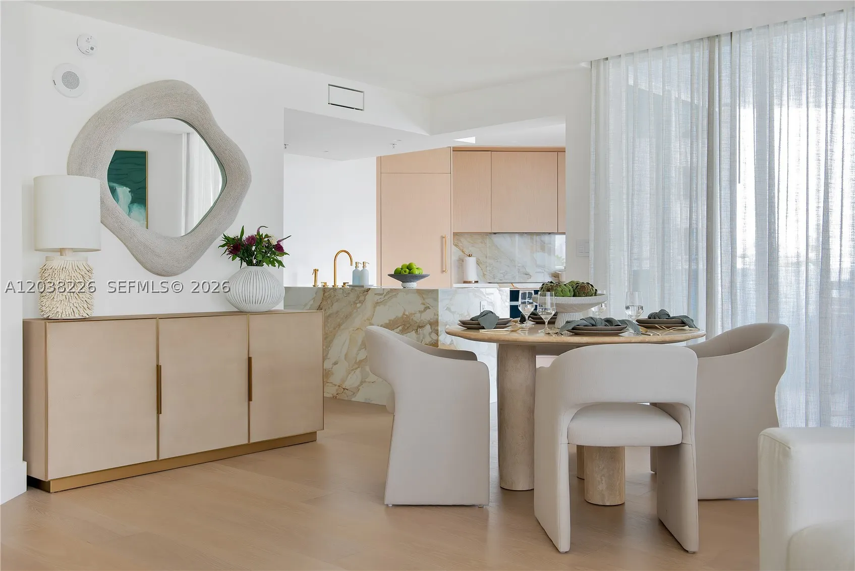 9201 Collins Ave (Remodel & Furniture) #422