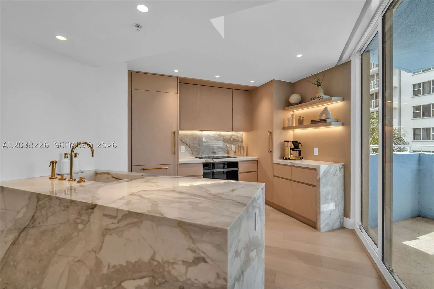 9201 Collins Ave (Remodel & Furniture) #422