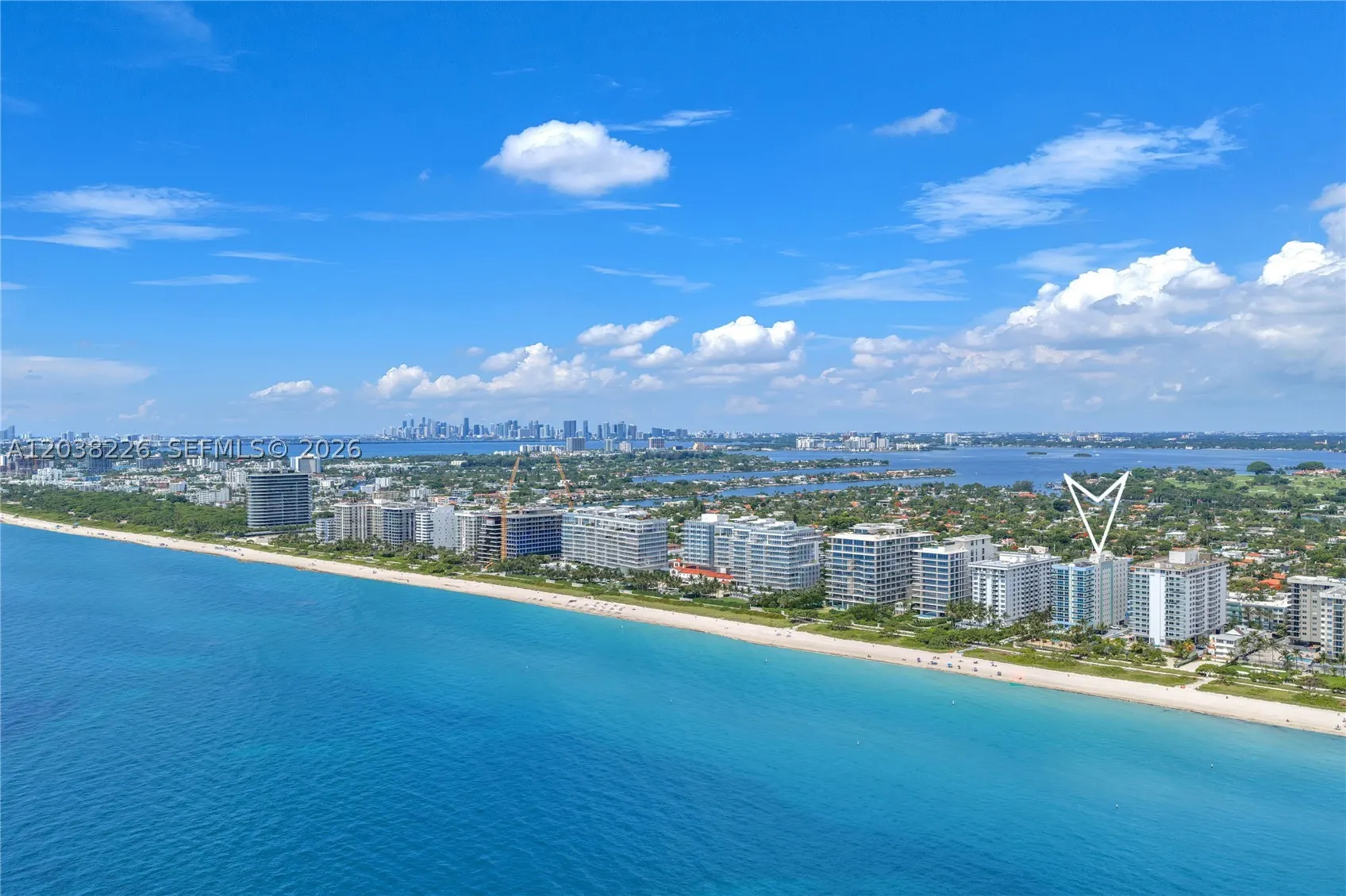 9201 Collins Ave (Remodel & Furniture) #422