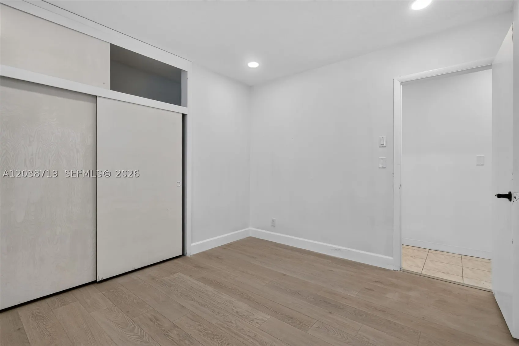 258 SW 8th St