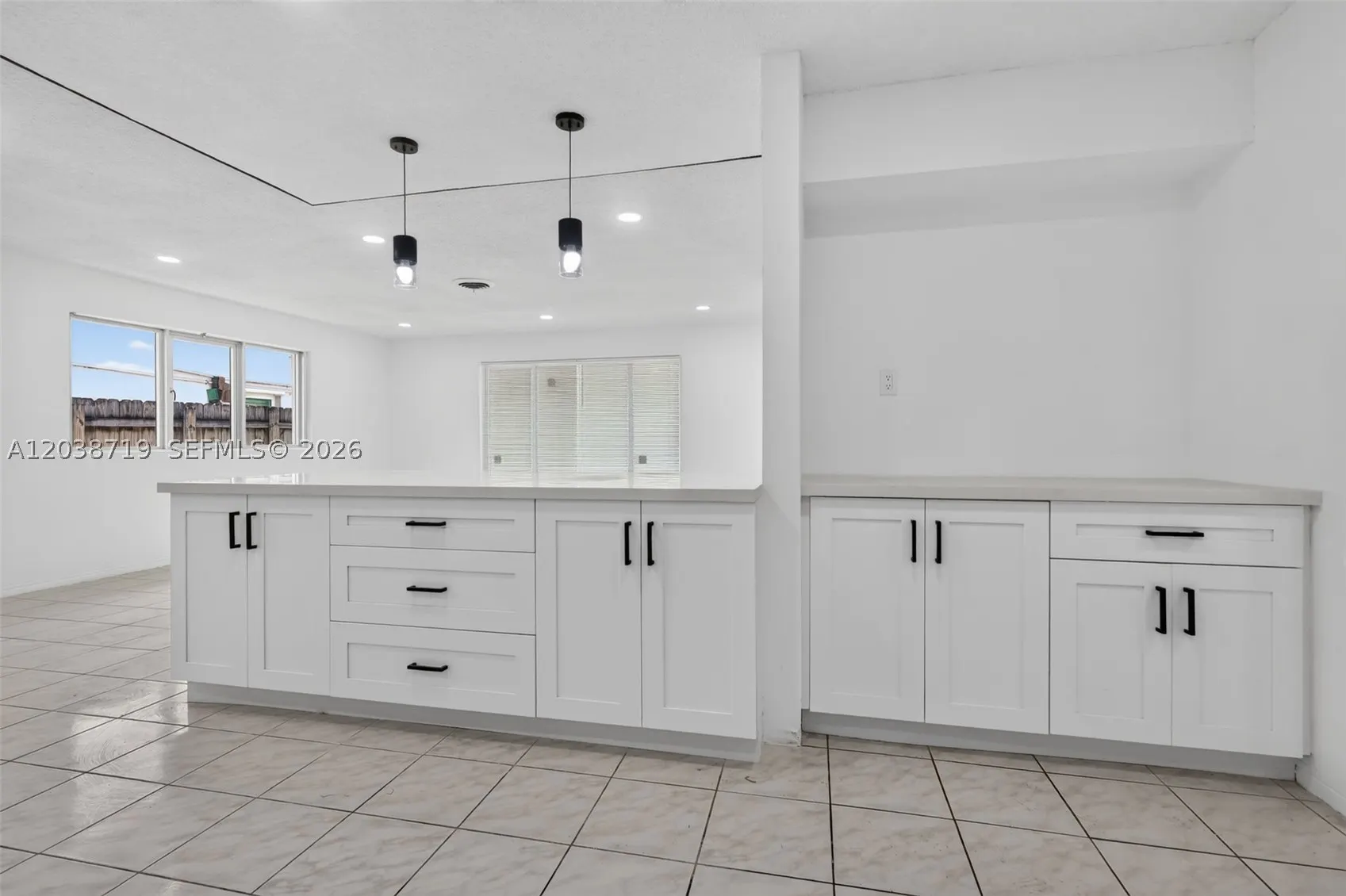 258 SW 8th St