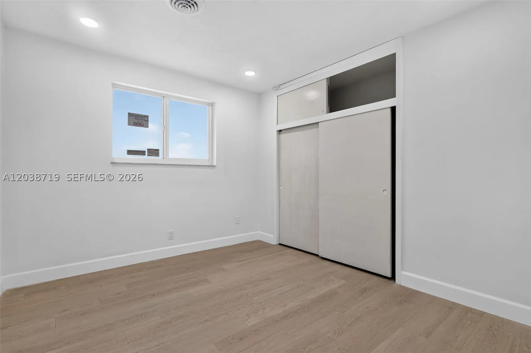 258 SW 8th St