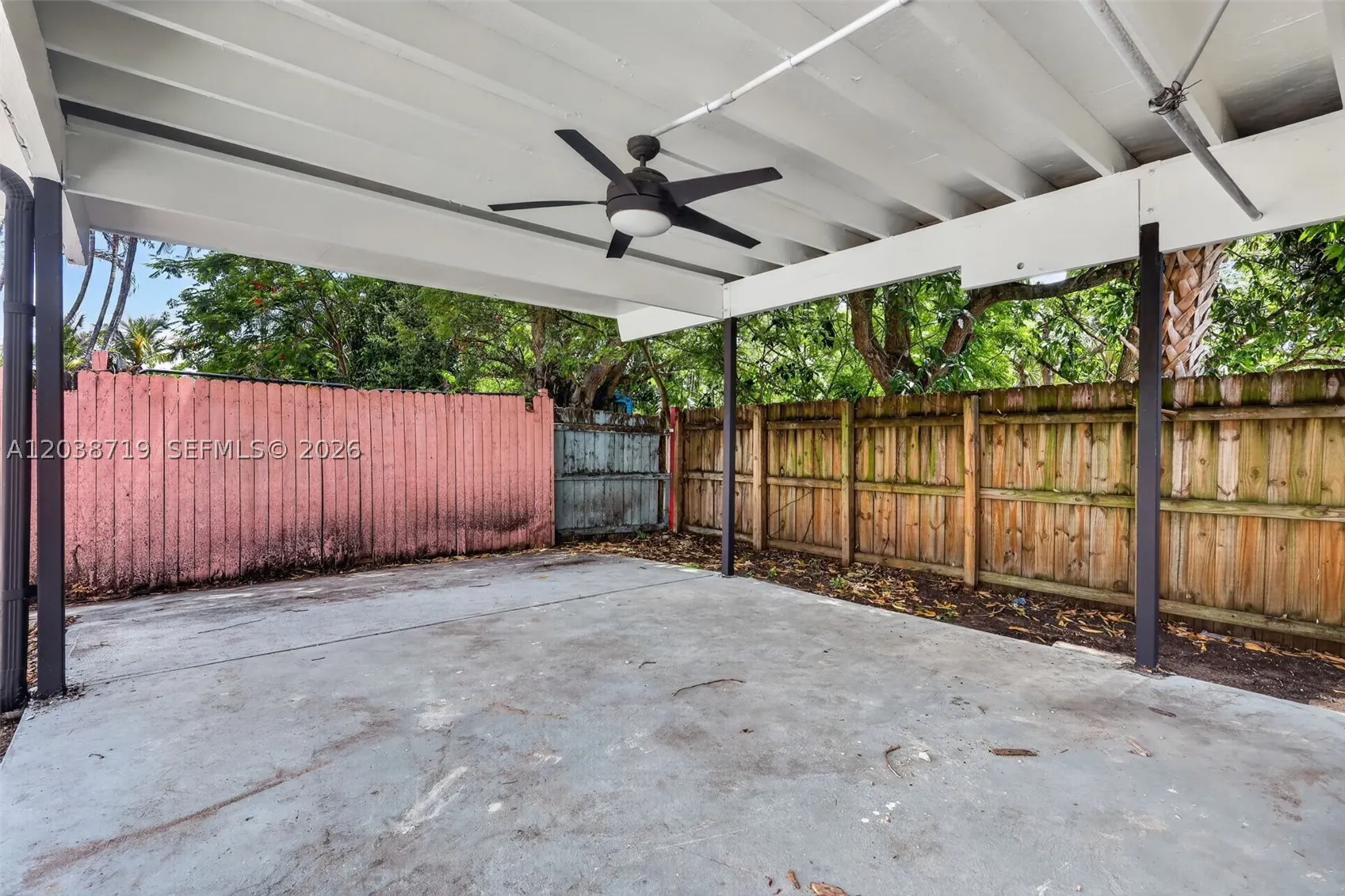 258 SW 8th St
