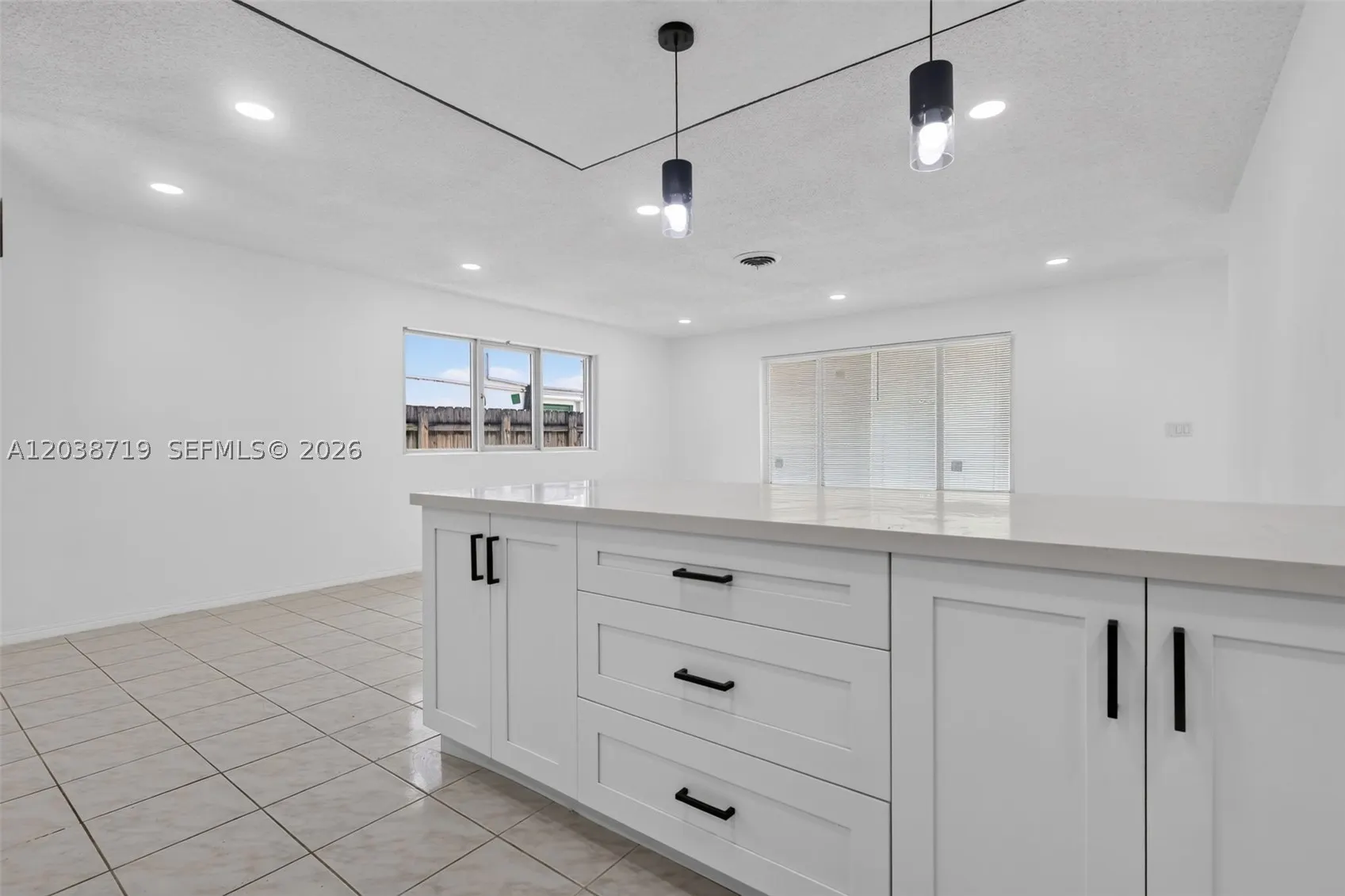 258 SW 8th St