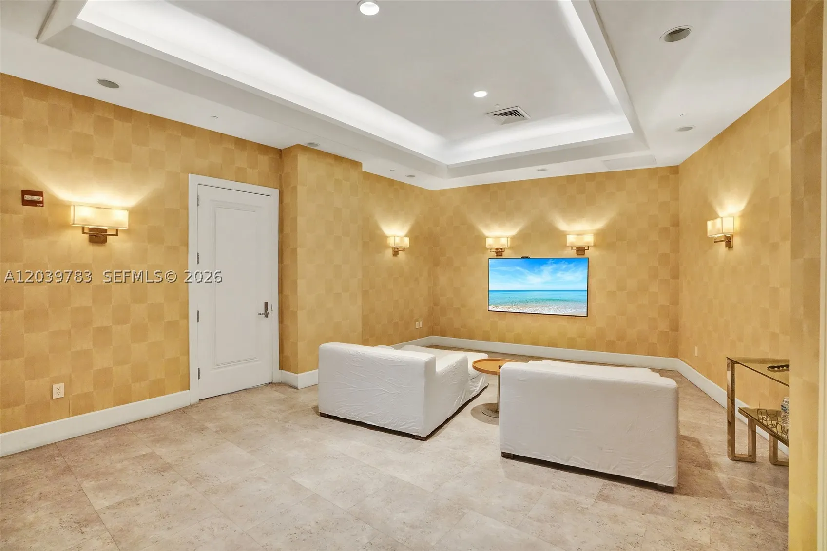 9601 Collins Ave #402