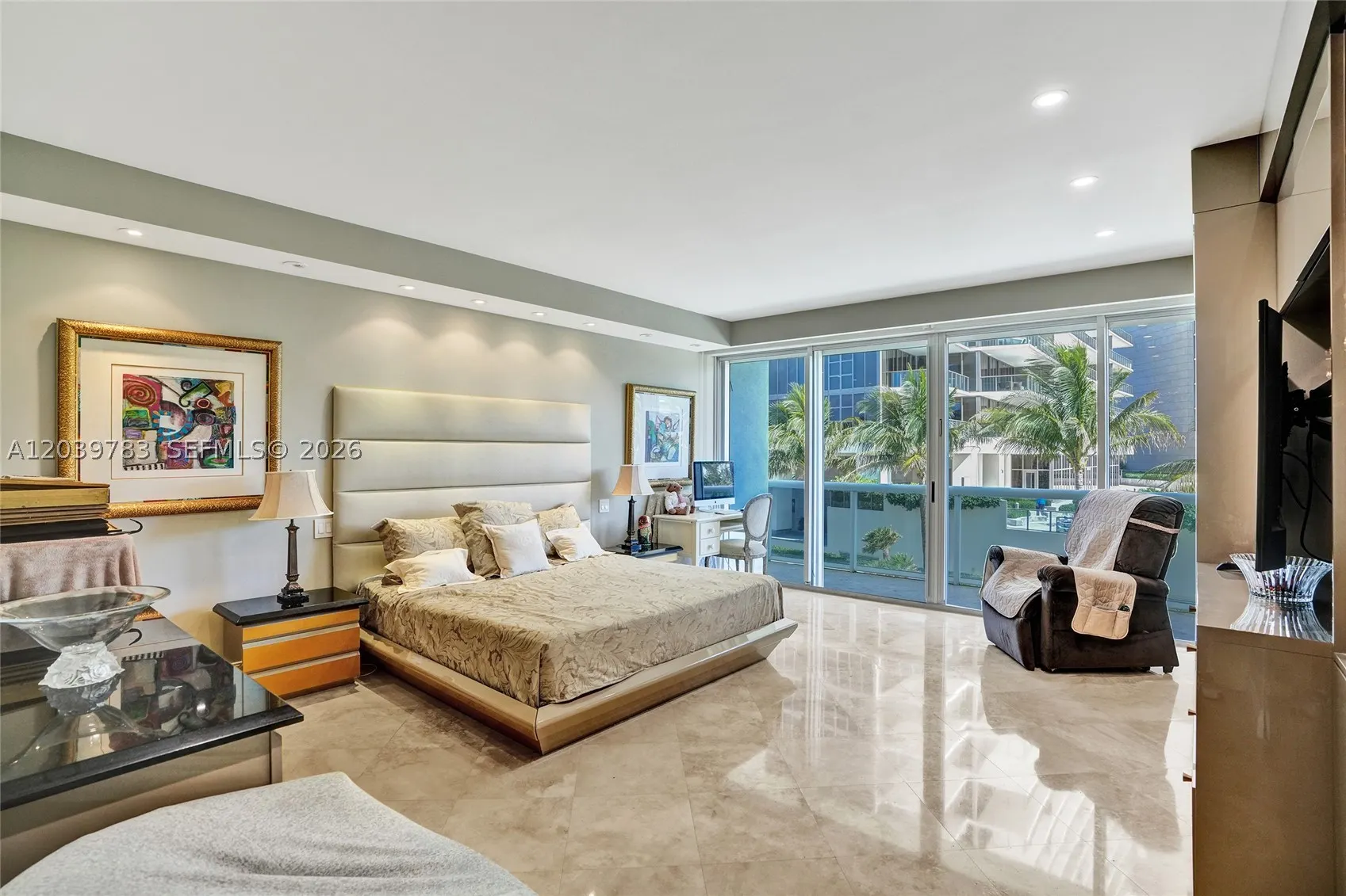 9601 Collins Ave #402