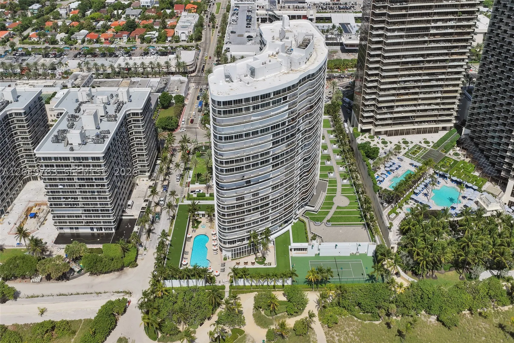 9601 Collins Ave #402