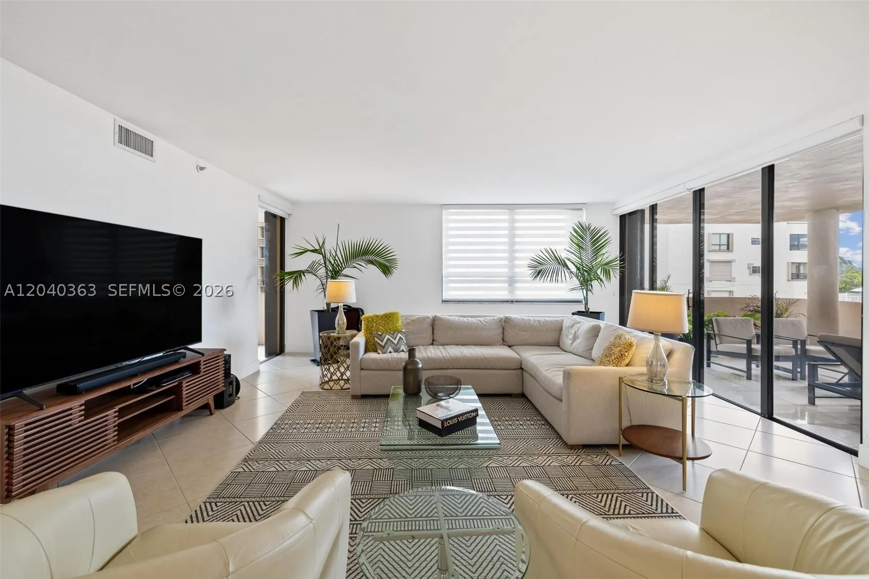 10175 Collins Ave #103
