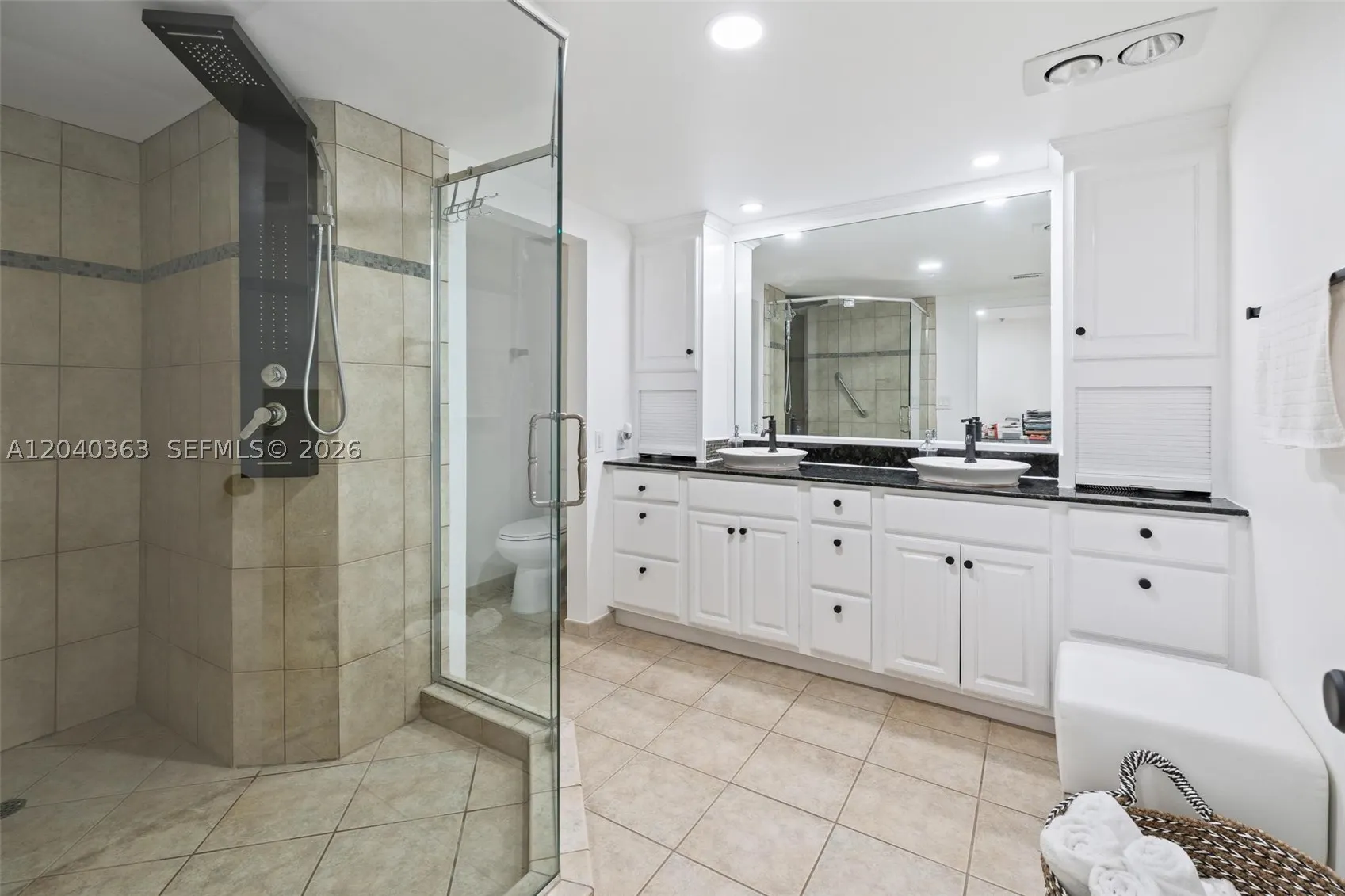 10175 Collins Ave #103