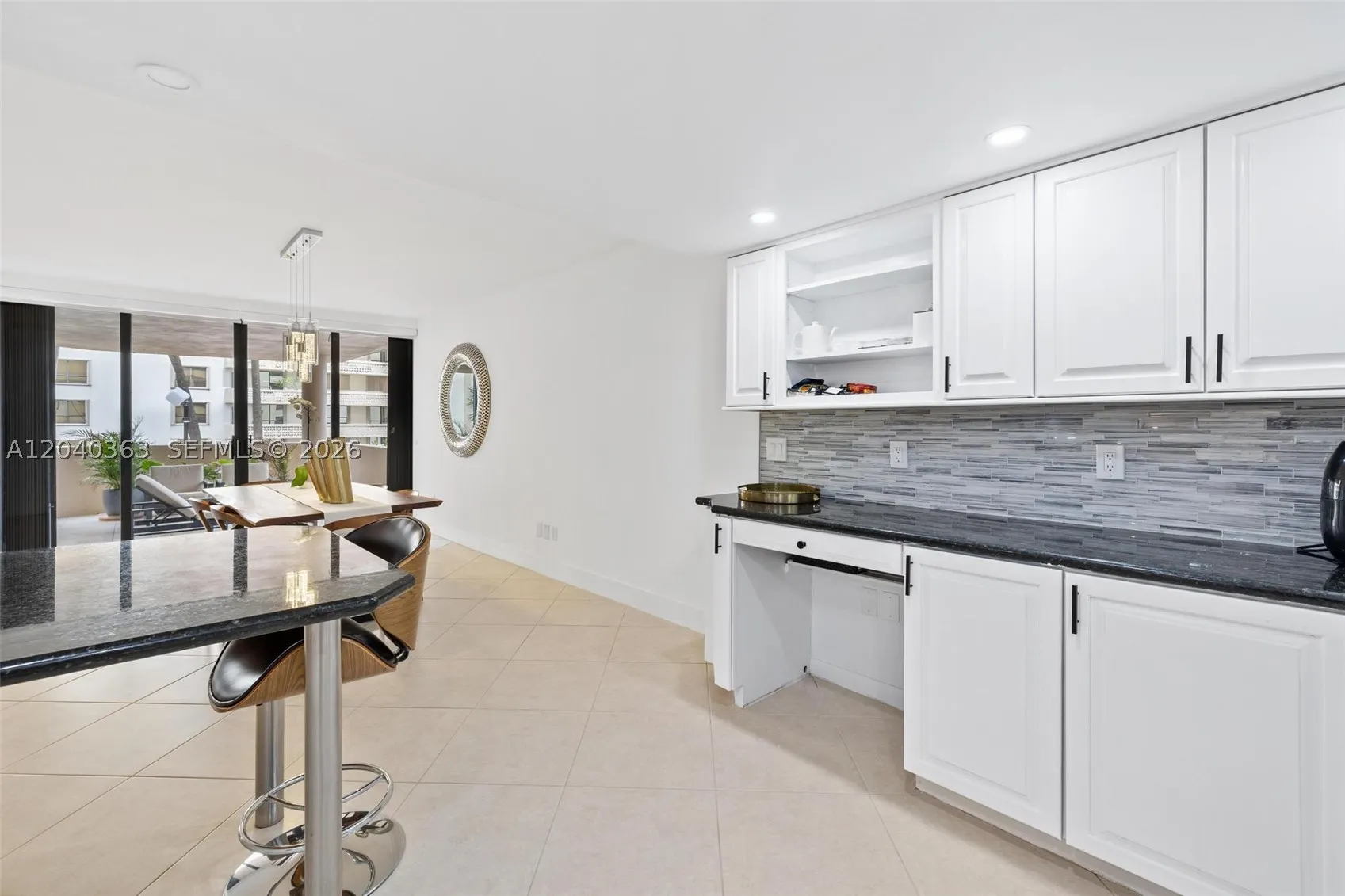 10175 Collins Ave #103