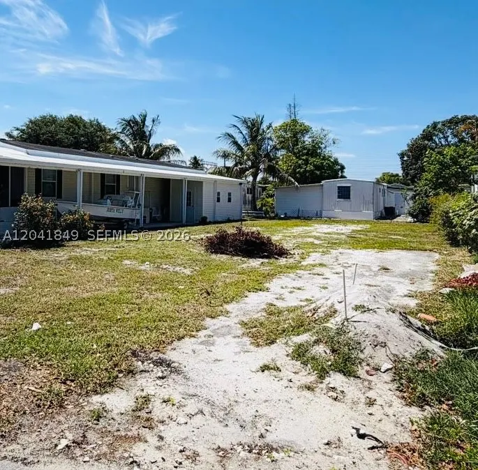 2651 E Marina Dr