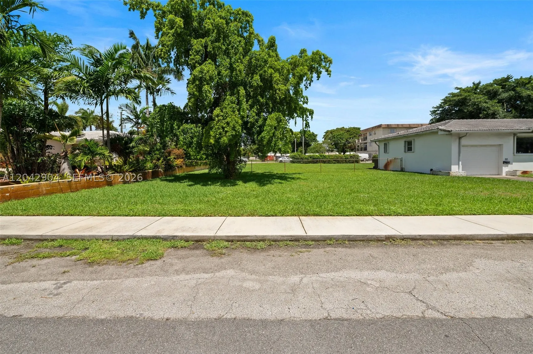 20 SW 4th St