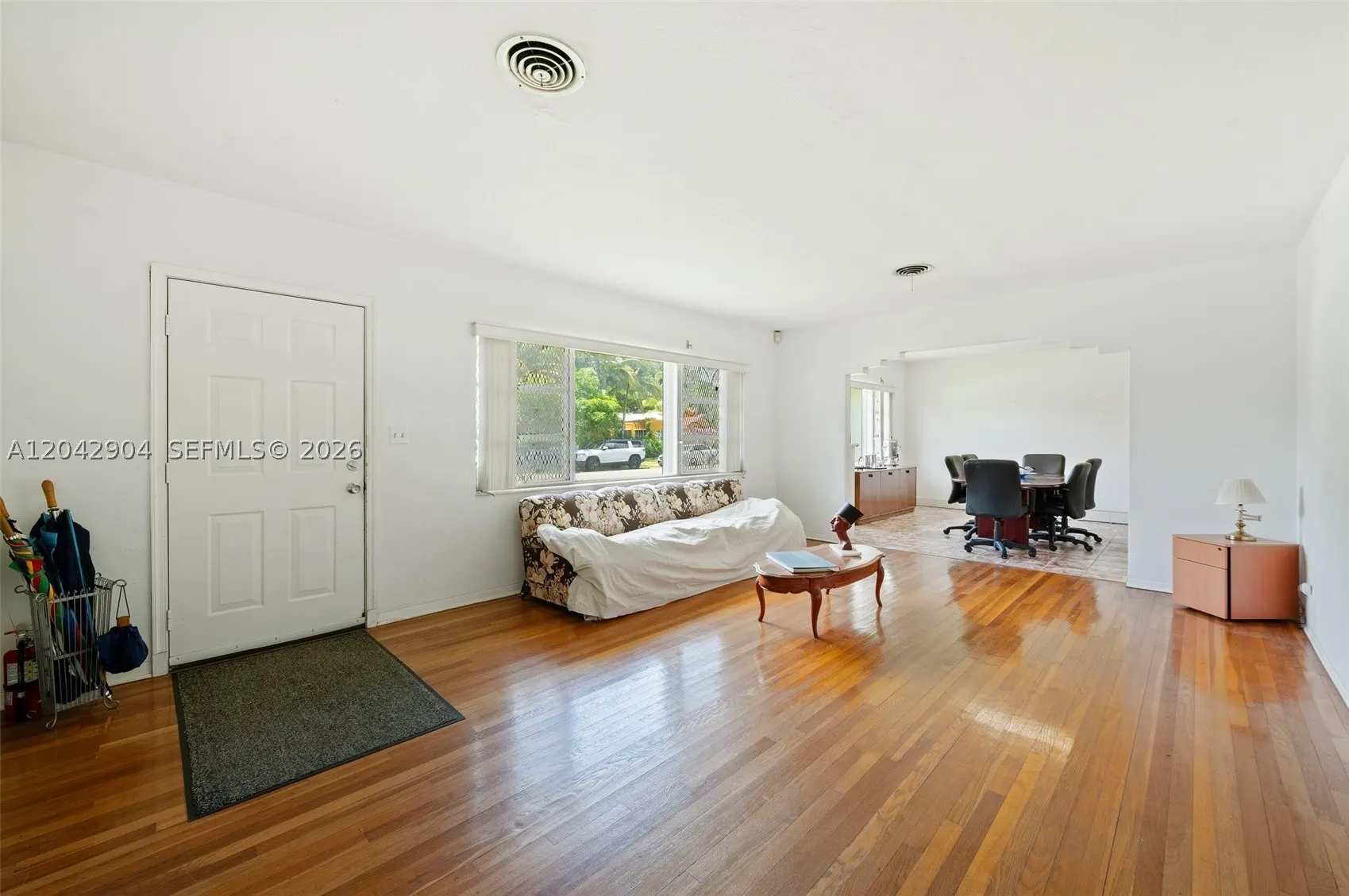 20 SW 4th St