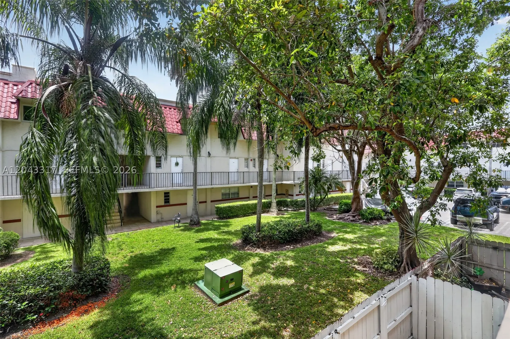 6705 N Kendall Dr #312