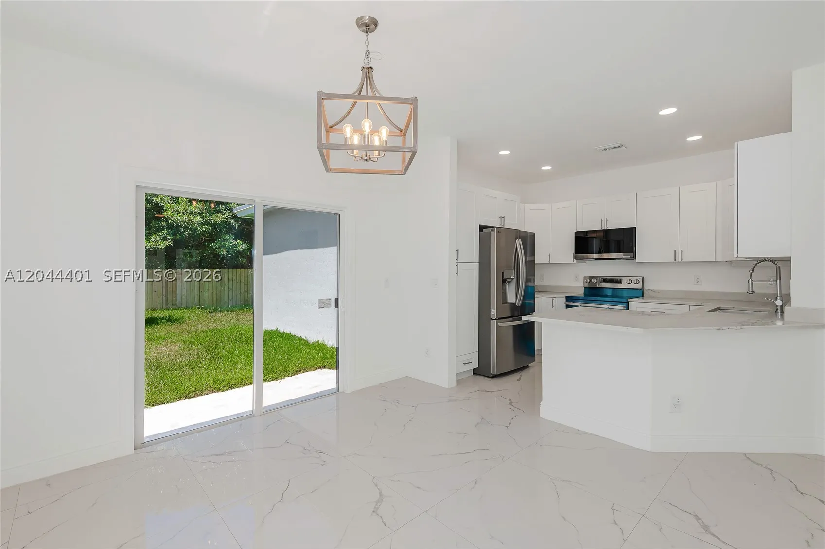 731 SW 6th St