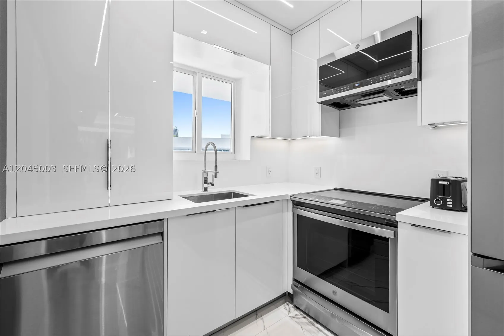 10190 Collins Ave #203