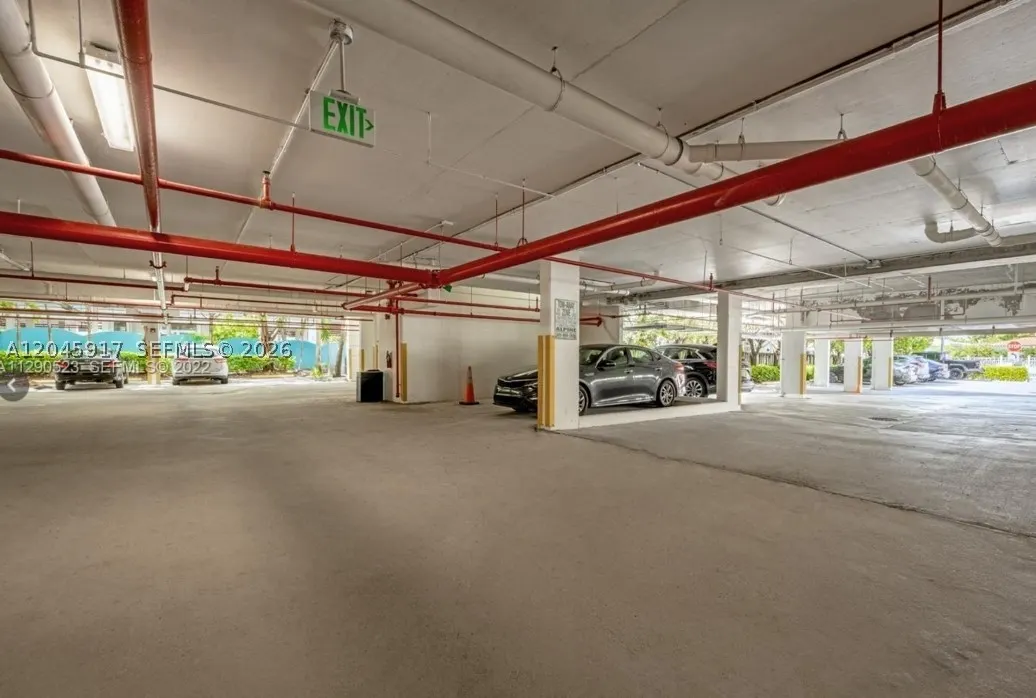 9172 Collins Ave #218