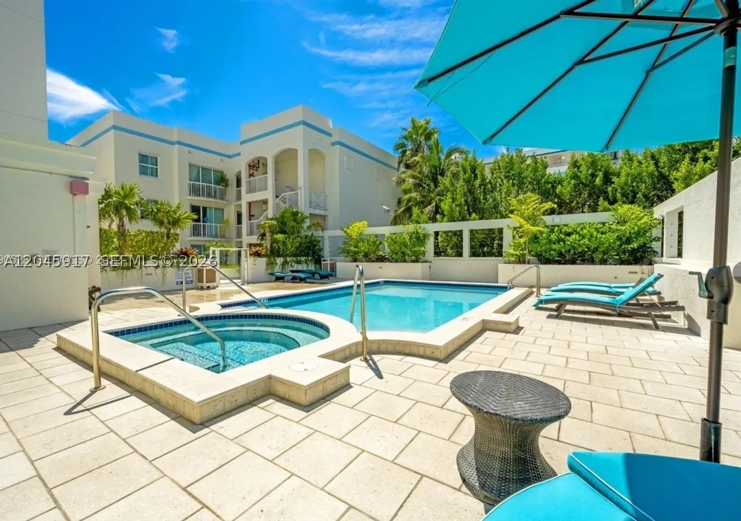 9172 Collins Ave #218