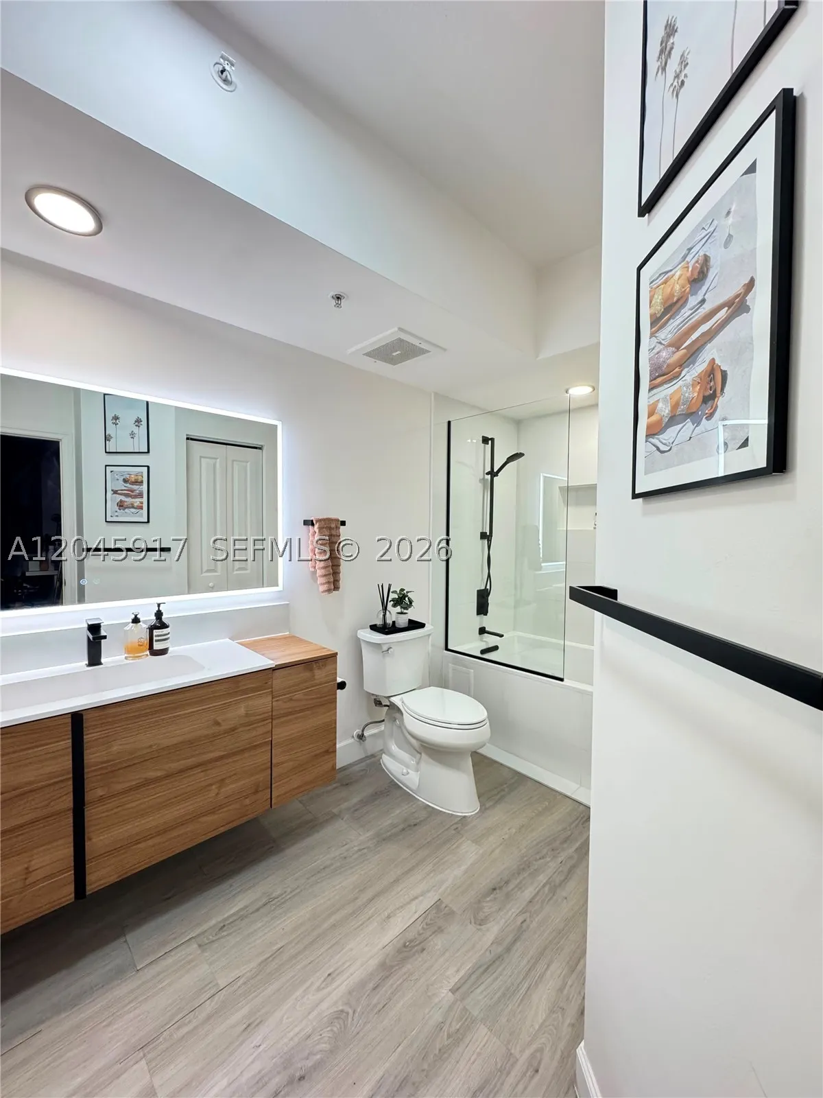 9172 Collins Ave #218