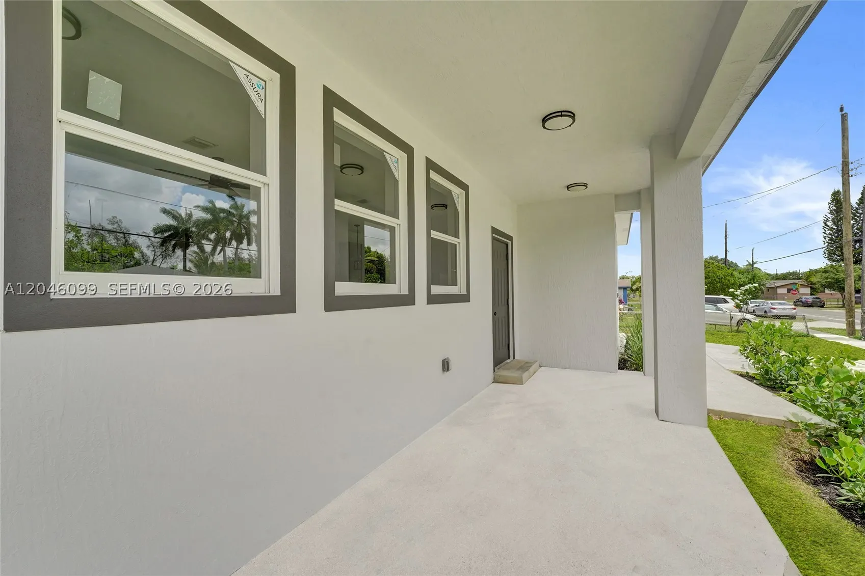211 NW 14th Ct