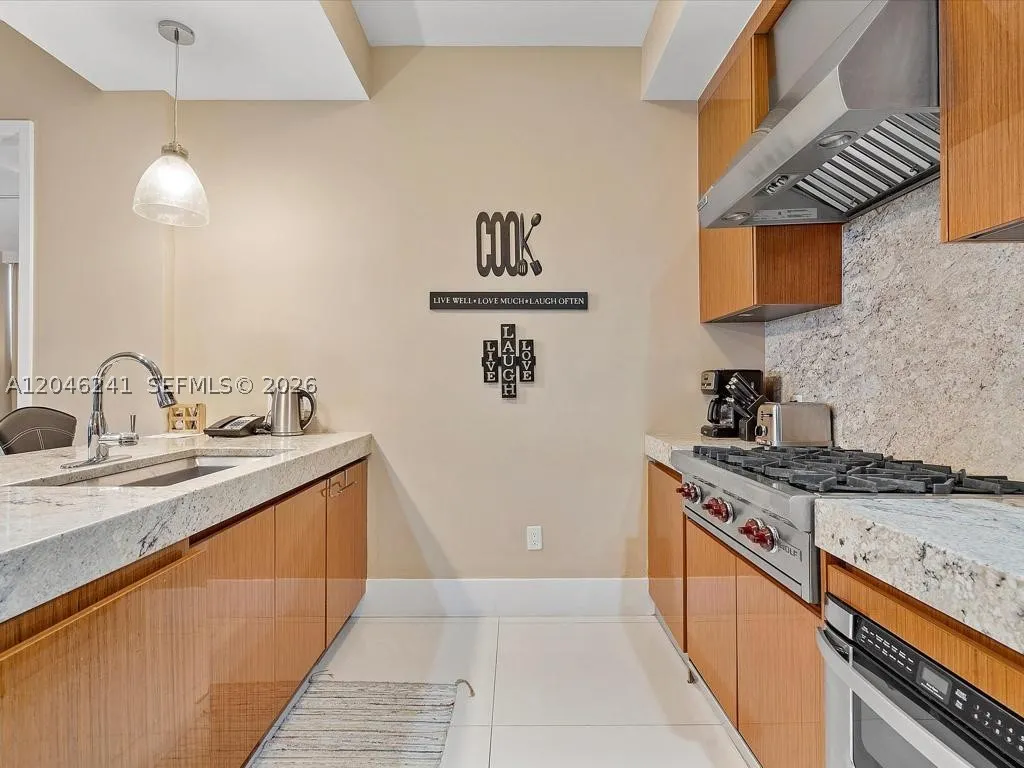 9705 Collins Ave #1804N