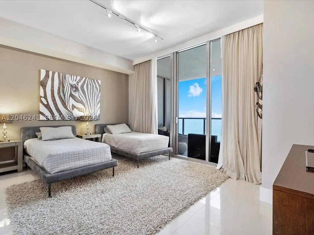 9705 Collins Ave #1804N