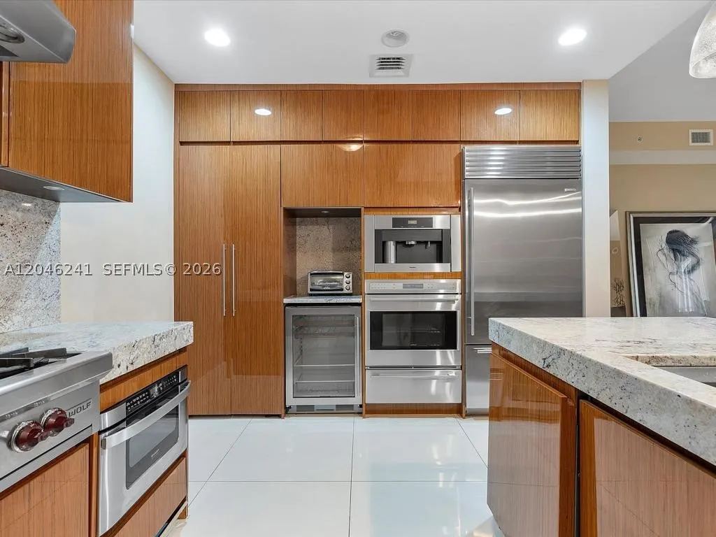9705 Collins Ave #1804N