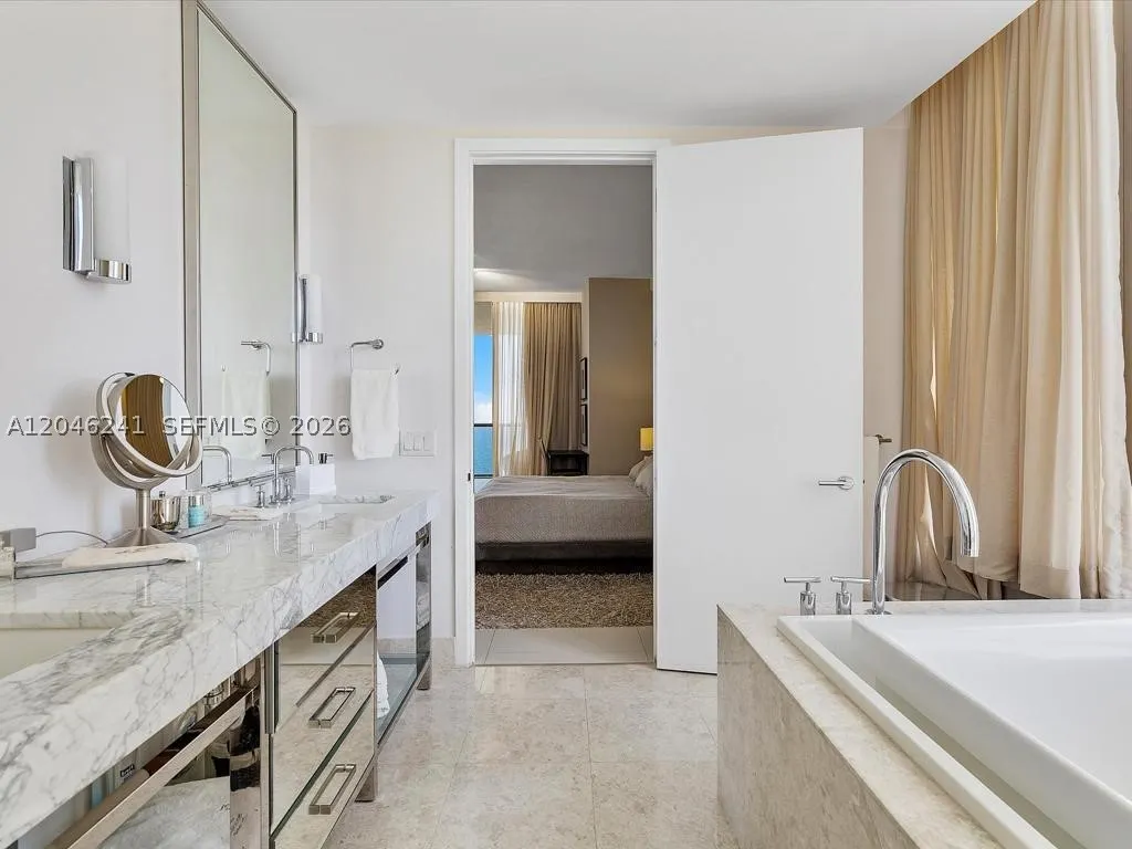 9705 Collins Ave #1804N