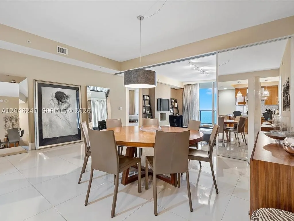 9705 Collins Ave #1804N