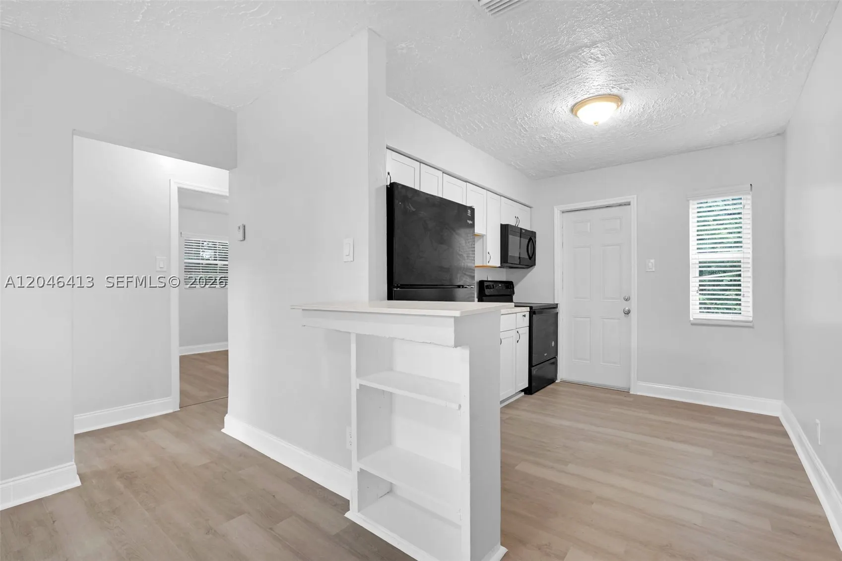 746 SW 4th St